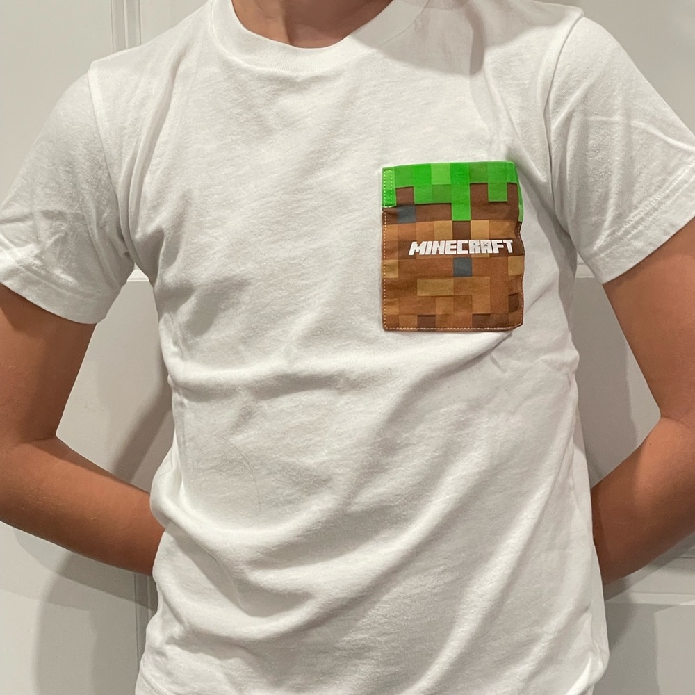 Minecraft shirt and very good for kids that love it